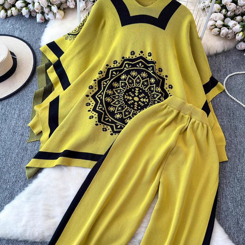 Damenbekleidung Damenmode Anzugdesign farblich passender langärmeliger Strickjackenpullover vielseitiger dreiteiliger Anzug mit hoher Taille und weiten Beinen_voghion.com