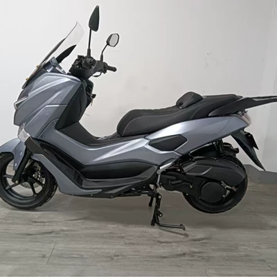Motosikletlər Motorcycle with Dual Disc
