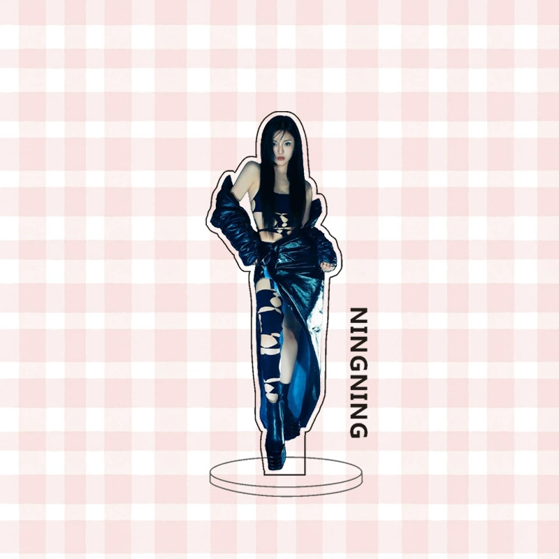 K-pop style character stand set, multi-variant printed cutouts, 22.3×10.6×2.7 cm