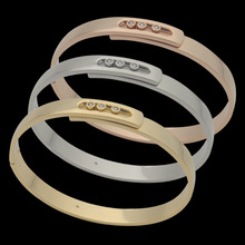 �����Ʒ���l ÷�������w����荹������C Ůʿ���Q�����C