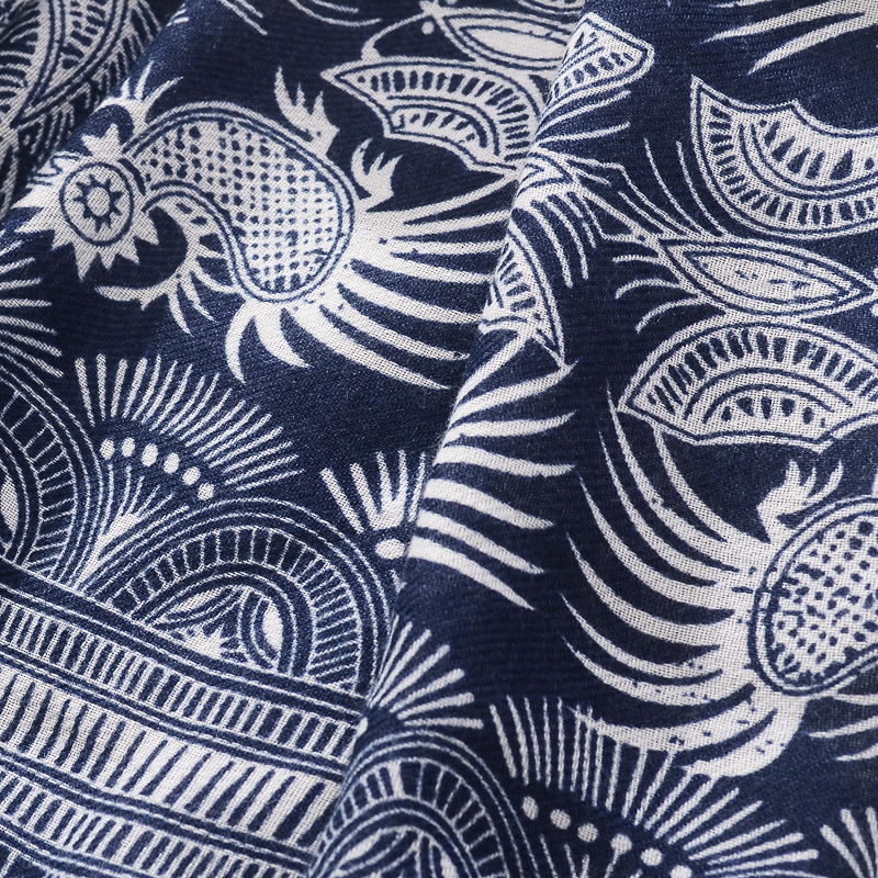 Venta caliente transfronteriza retro estilo étnico bufanda de seda de las mujeres retro azul y blanco de porcelana círculo tótem bufanda de algodón y lino sensación bufanda