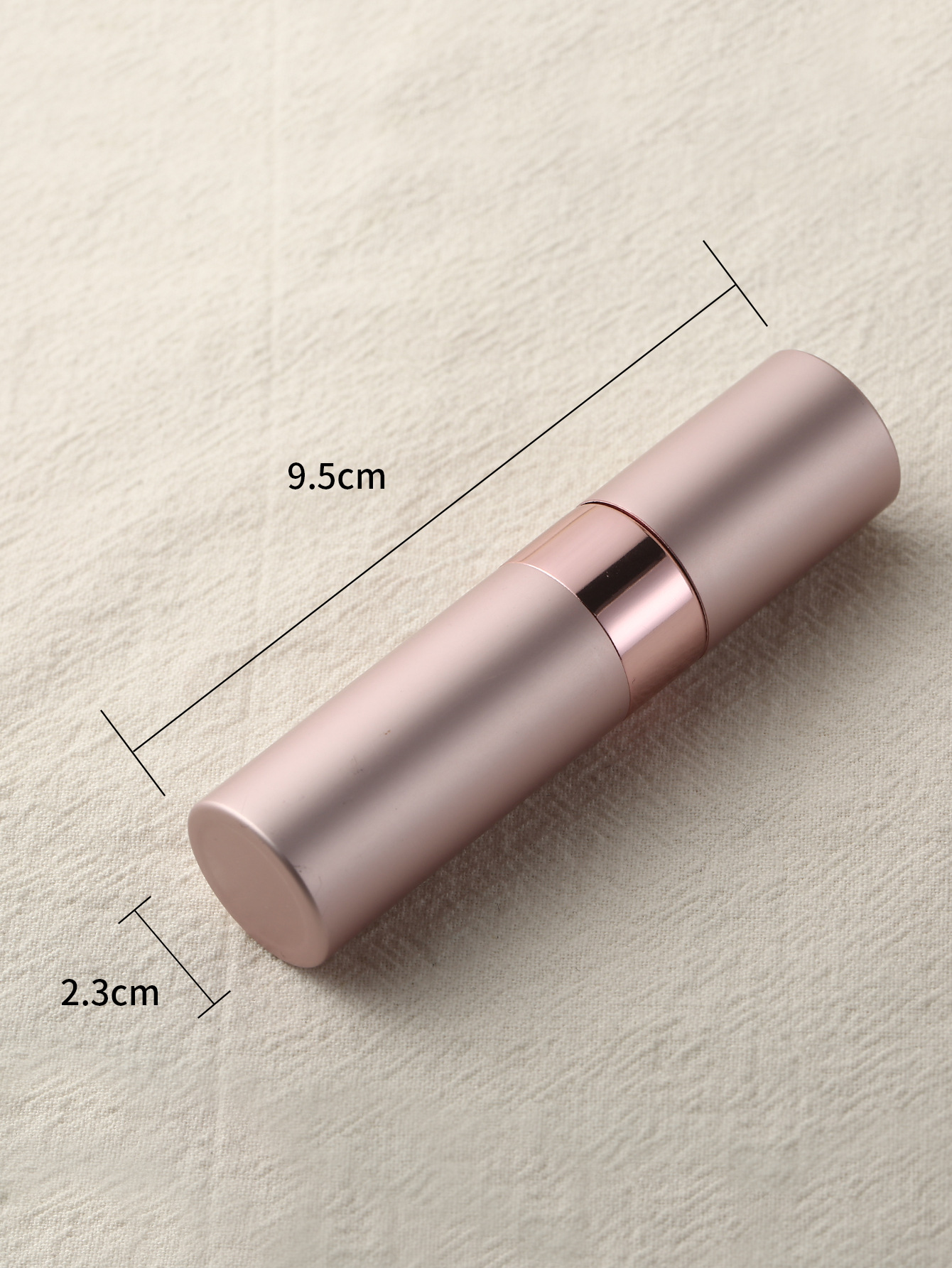 8ml botella de perfume giratoria de alta gama Mini portátil pequeño perfume de alta apariencia sub-botella de aluminio botella de spray oral