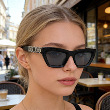 ŷ���¿�ʱ��è��ī��Ů������С���οվ���̫�������۾��羳����