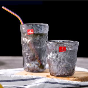 ����Ӻ�͸������ɫ�������͟�A�Ο���ɫʯ�ı�����ţ�̱����