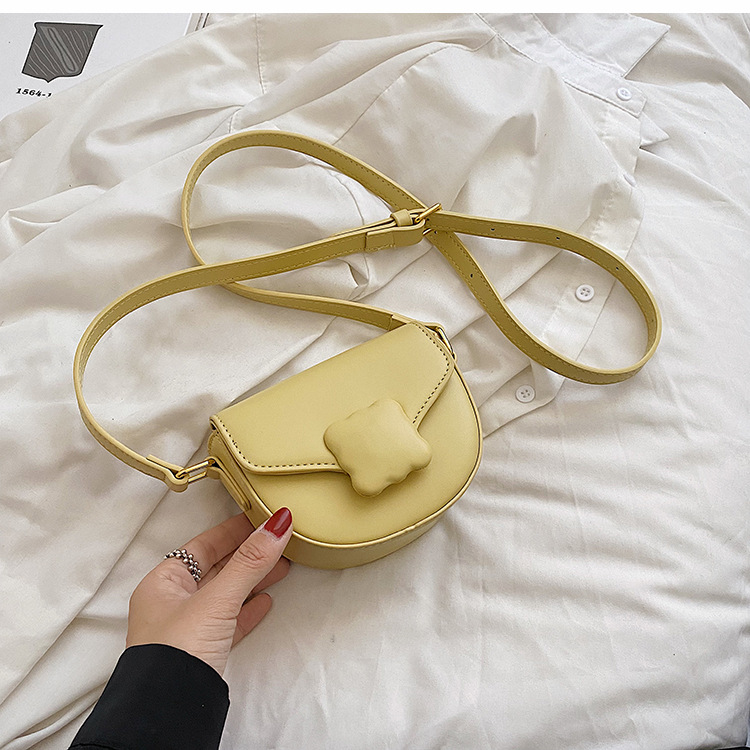 Femmes Faux Cuir Couleur Unie Mode Couvercle Rabattable Sac D'épaule Sac Bandoulière display picture 4