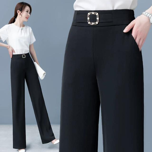 검은 자른 바지