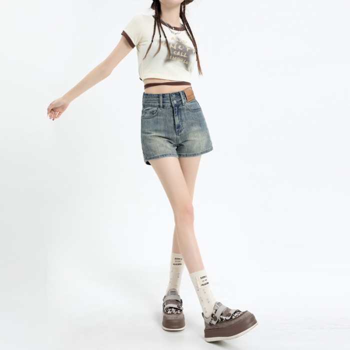 노란색 진흙 색