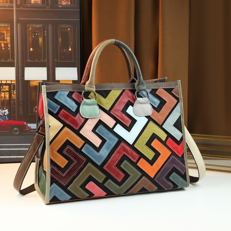 Retro Fashion Genuine Leather Handbag European American Style With Letter Print Large Capacity Women's Bag For Outdoor Use_voghion.com