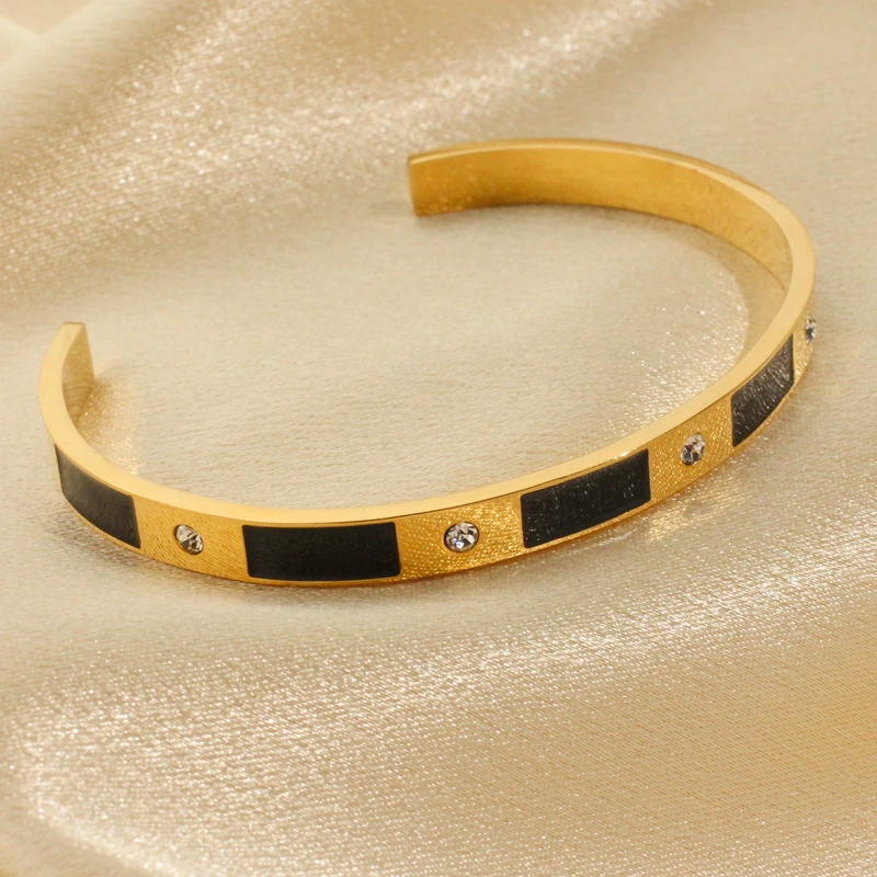 Retro bracelet stainless steel, accessory, European style, high-quality style, light luxury style