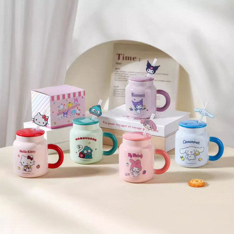 Auténtica taza Sanrio hermosa caja de color con tapa de taza de paja con patrón de dibujos animados taza de cerámica de alto valor facial