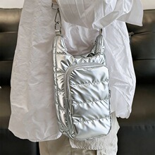 2026�¿�Ůʿб�����qˮ�������e�ٴ��\��С�����μ������֙C��