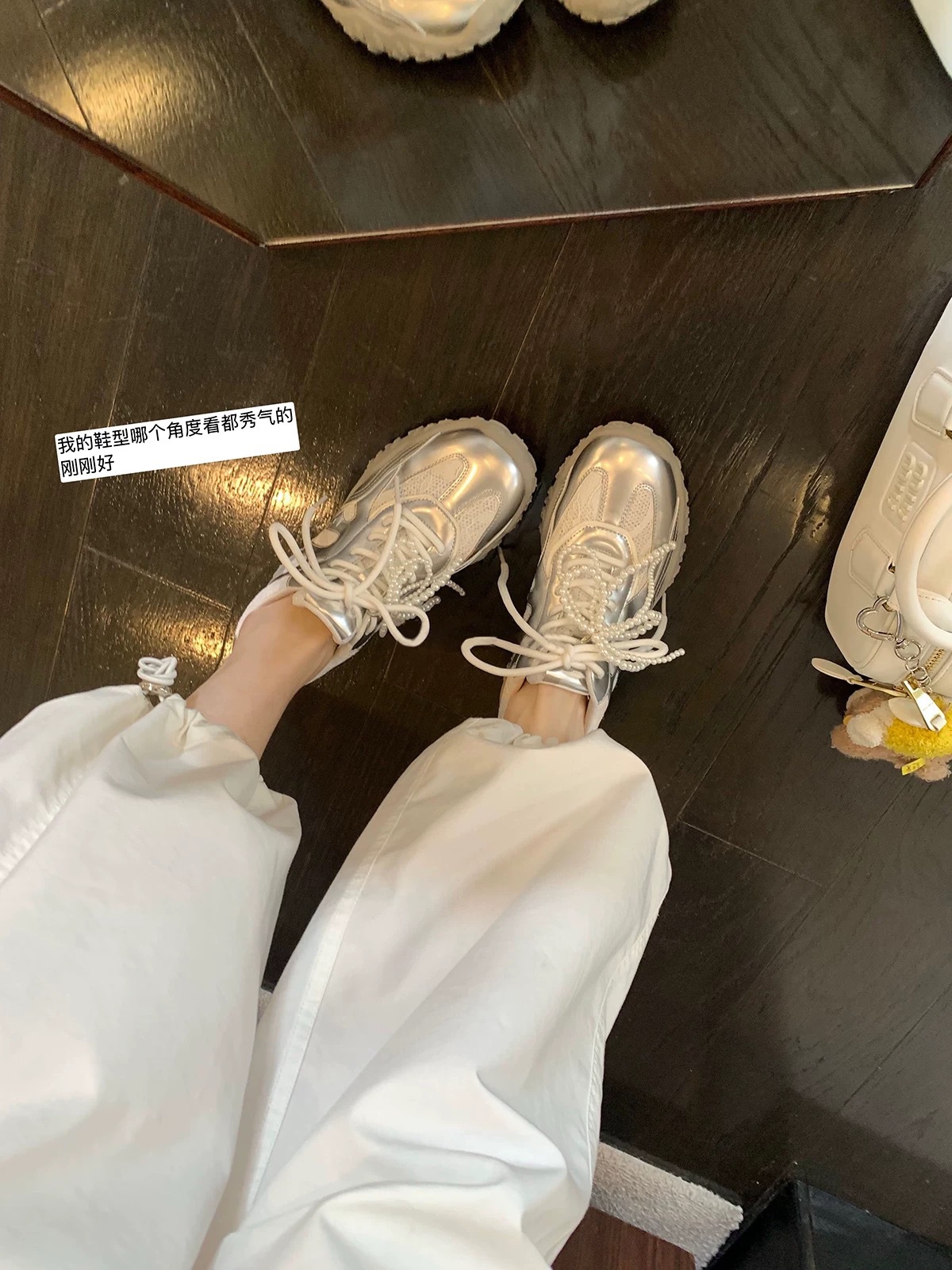 Versión de piel de oveja ~ Costuras de encaje estilo casual perla cinturón realzado de cuero Forrest Gump zapatos de entrenamiento alemán zapatos de plataforma de mujer