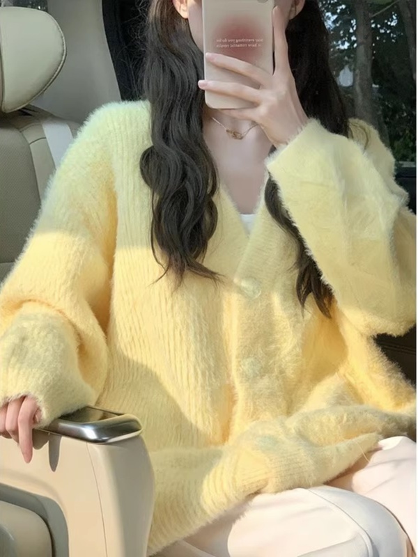 温柔风软糯奶黄色毛衣外套女春秋2025新款宽松外搭马海毛针织开衫|undefined