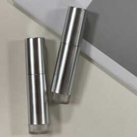 银色金属质感唇釉空管圆柱形带盖唇彩瓶化妆品包材可印logo