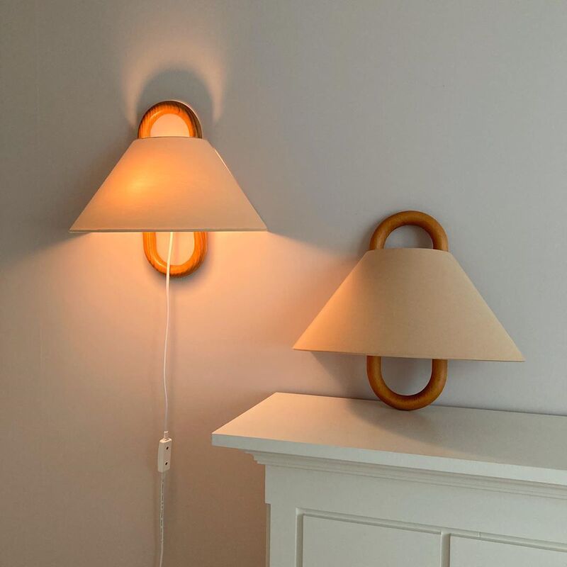 Original Beech solid wood wall lamp ins retro quiet style hallway bedroom bedside lamp atmosphere living room internet celebrity B & B