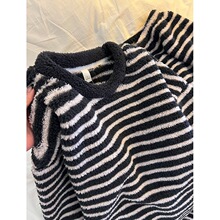 高级感黑白条纹法兰绒睡衣女款冬季大码加绒加厚家居服套装可外穿