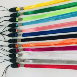 手机挂绳;钥匙扣及钥匙扣配件;手机数据线