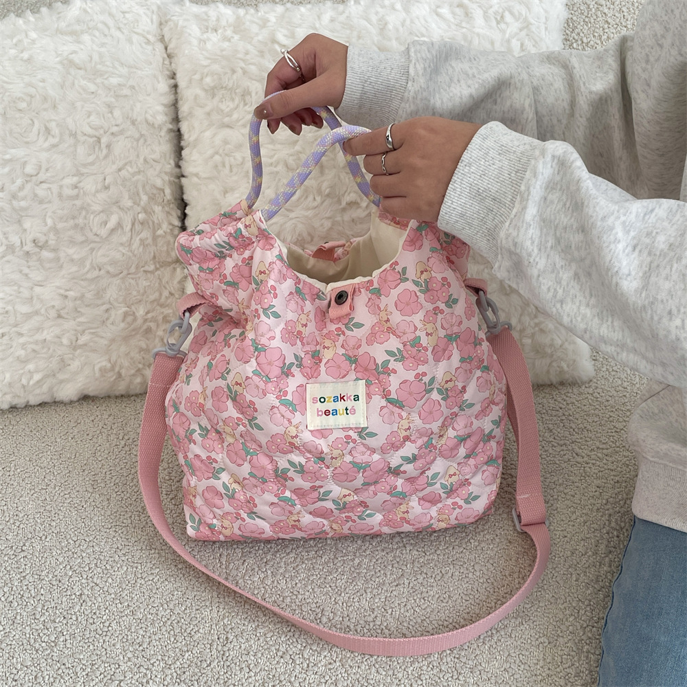 Mala de ombro acolchoada para mulher estilo coreano tote cartoon_voghion.com