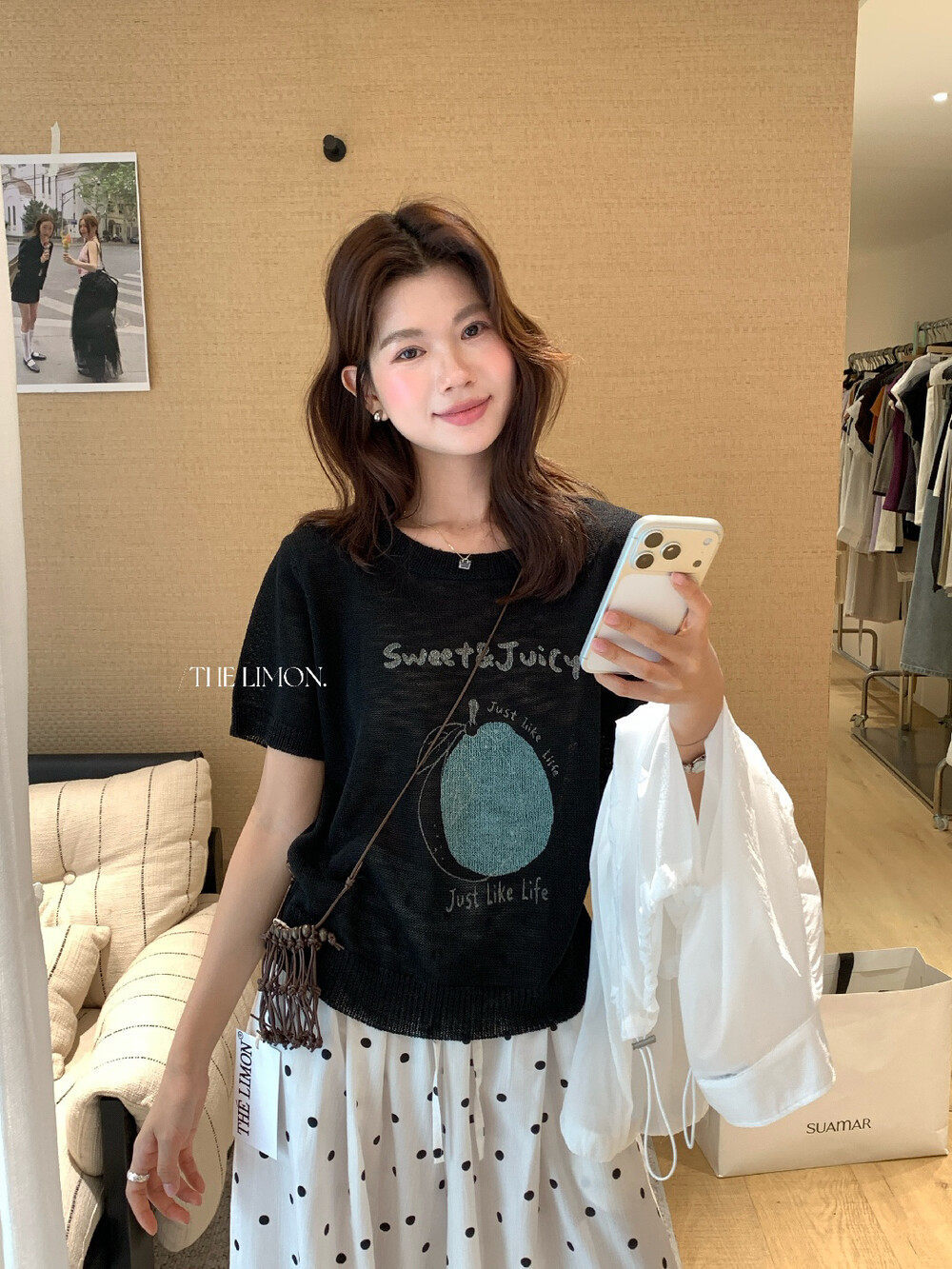 Áo thun nữ cổ tròn tay ngắn họa tiết trái cây chất liệu bamboo linen — màu đen, trắng ngà, màu cam, màu xám chi tiết 30