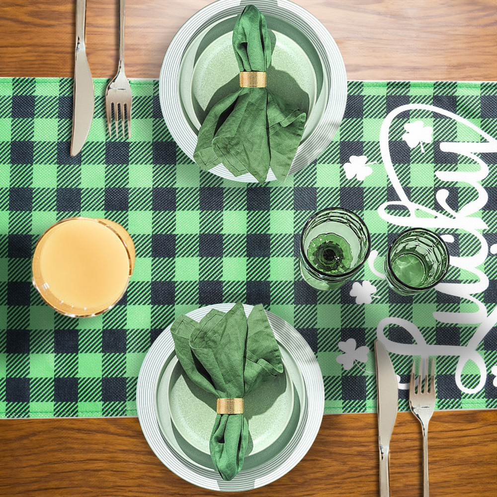 Nuevo cross-border St. Patrick Festival Garden Flag lino nórdico decoración de patio al aire libre bandera hoja verde manteles de mesa para el hogar al por mayor