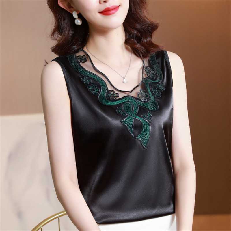 Foreign Trade Lace Camisole Women's Outer Wear Spring and Summer Loose and Versatile Bottoming Suit with Sleeveless Silk Top