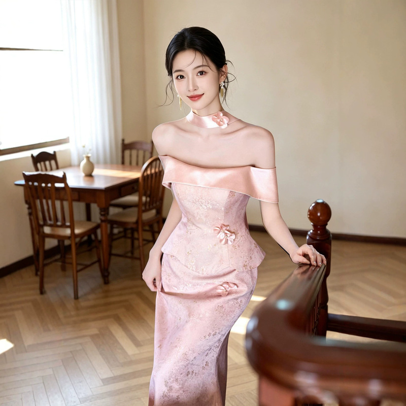 New Chinese-Style Pink Bridal Wedding Robe, One-Shoulder, Light Luxury, New High-End Style, Elegant Engagement Evening Dress New Chinese-Style Pink Bridal Wedding Robe, One-Shoulder, Light Luxury, New High-End Style, Elegant Engagement Evening Dress