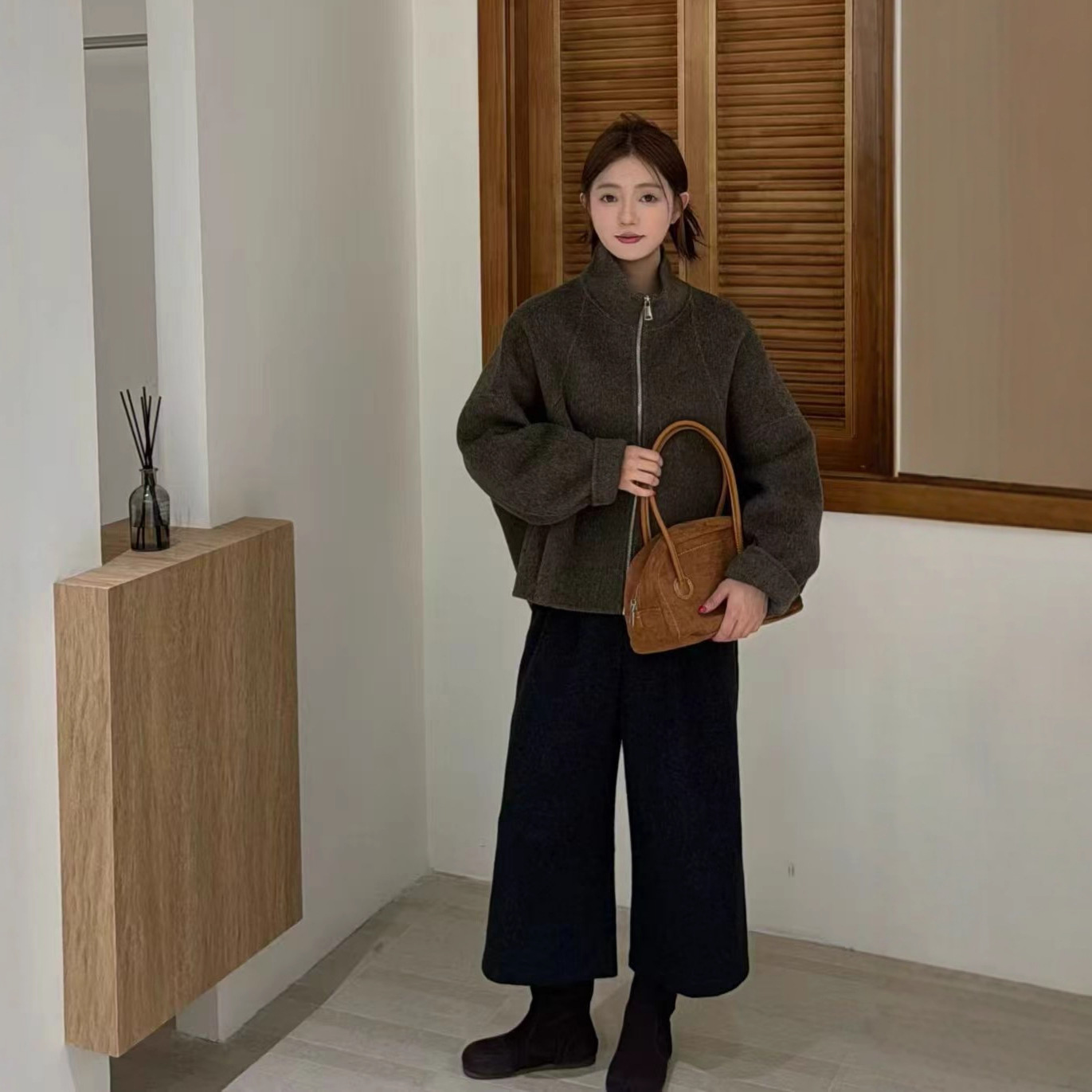 【秀场领域】25秋冬新款气质立领拉链短款夹克双面羊毛大衣外套女