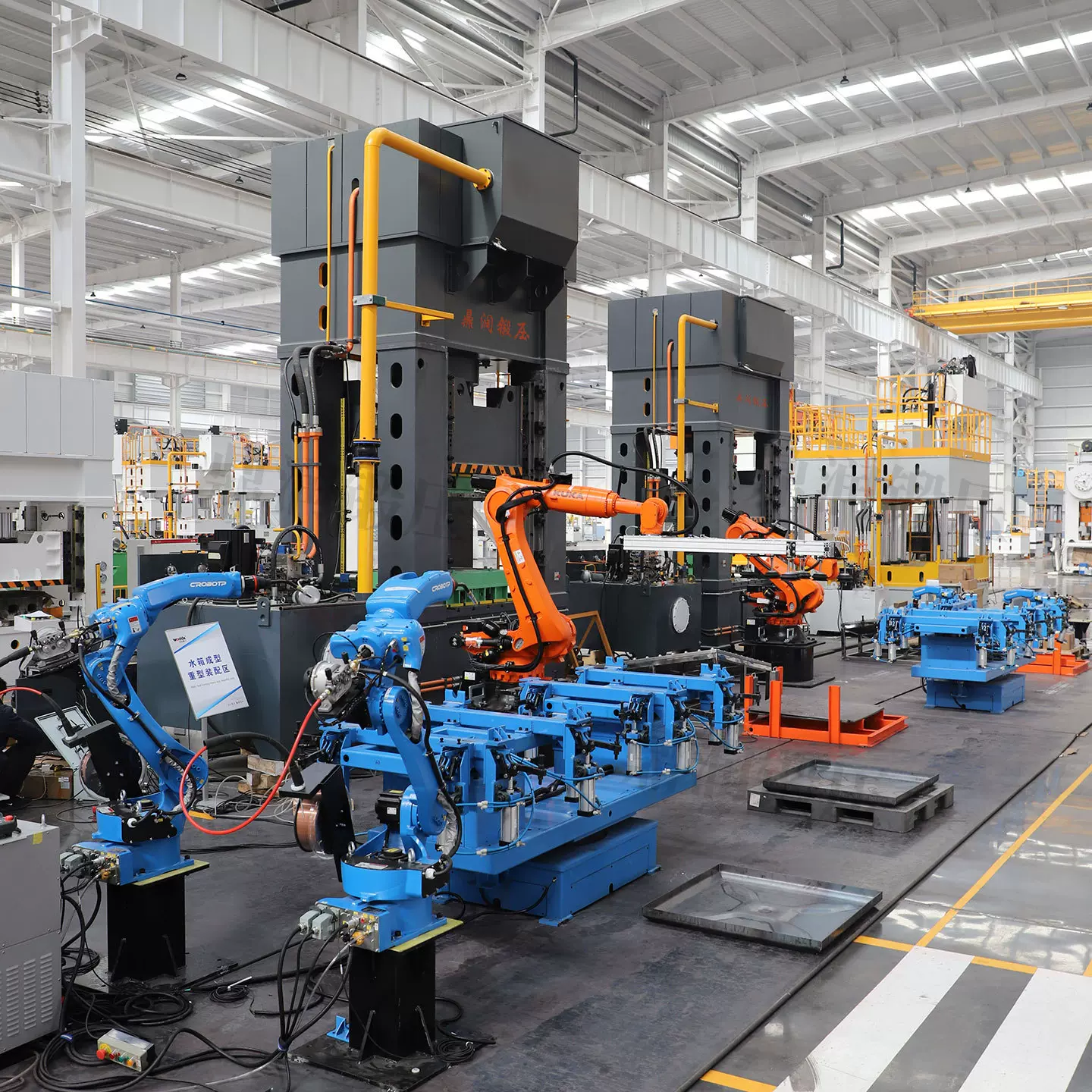 鼎润锻压2000吨不锈钢水箱板全自动生产线金属拉伸成型框架油压机