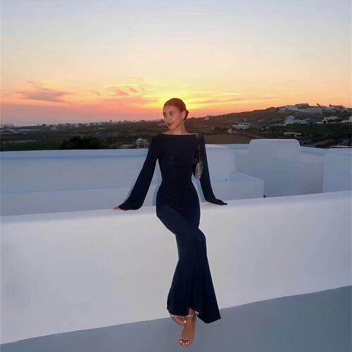 Round Neck Beach Sunscreen Long-Sleeve Backless Dress Summer European and American Long-Sleeve Sexy Backless Dress