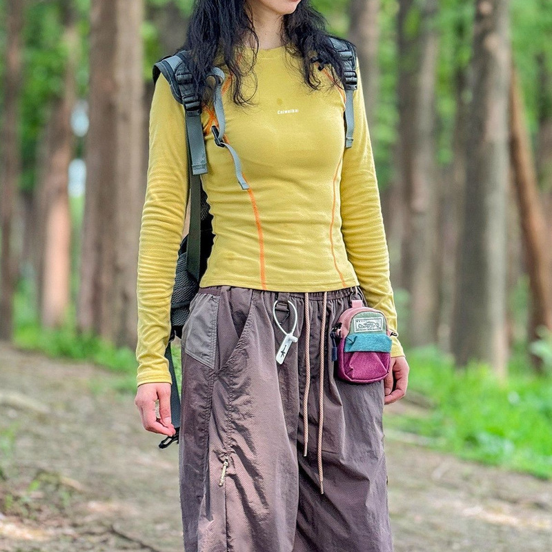Mountaineering Outdoor Color-Block Hasselblad Line Long-Sleeve T-Shirt for Women, Slim-Fit Base Shirt, Fitness Yoga Wear, Sports Top Mountaineering Outdoor Color-Block Hasselblad Line Long-Sleeve T-Shirt for Women, Slim-Fit Base Shirt, Fitness Yoga Wear, Sports Top