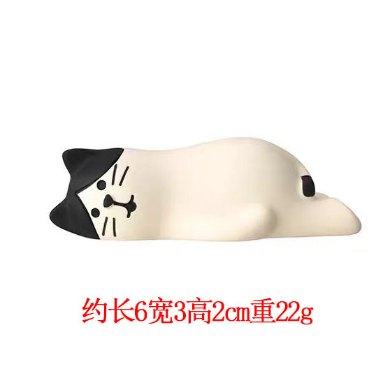 게으른 잠자는 흰 고양이