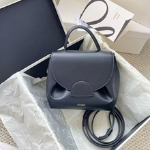 ����С���¿��ُPol��ţƤ�r���p�݆μ�����С�i��б��Ů��