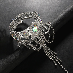 (Cross-border trading), small bracelet with tassels, retro accessory, high-quality style, European style 3
