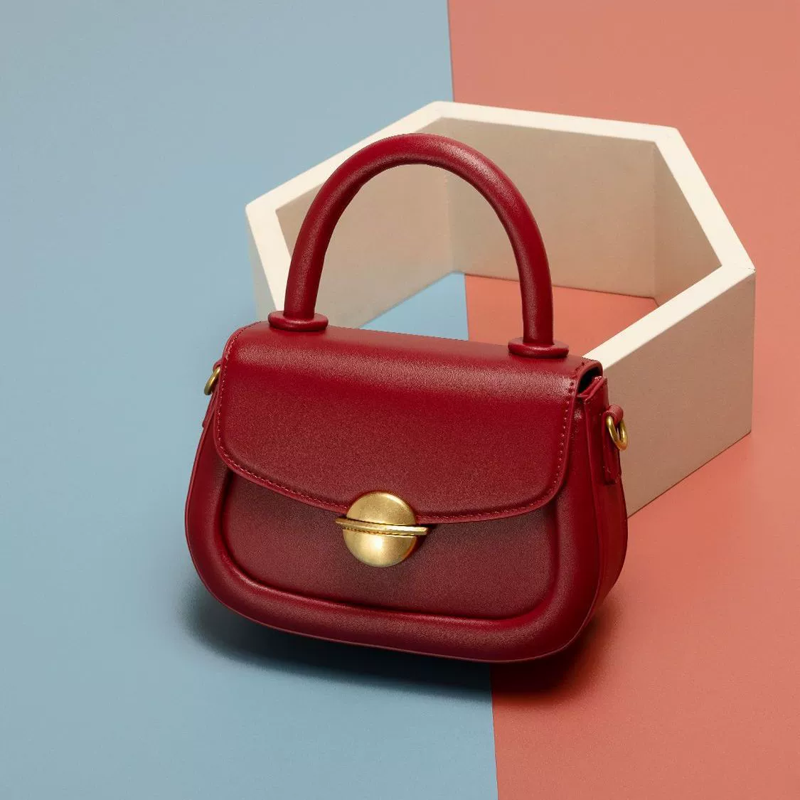 Fashionable handheld one-shoulder bag, 2023 collection, western style, high-end