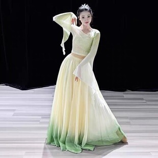 �ŵ��赸��Ů�h�ݾGɫ�u׃�����ݳ���720�ȴ�[ȹ�Ї��L�������b