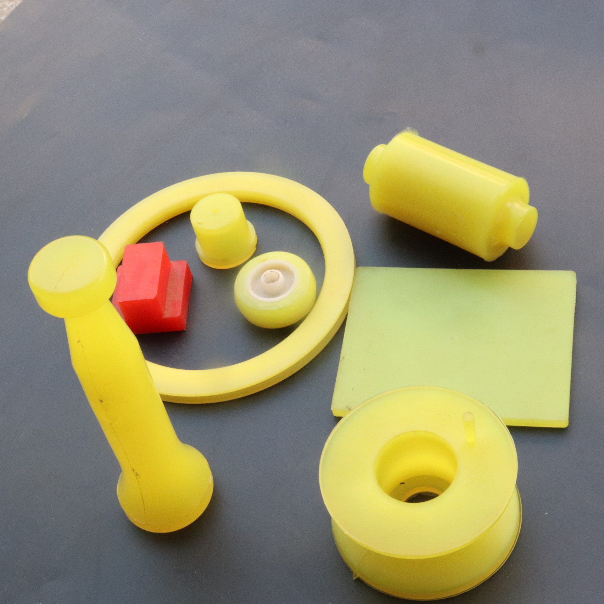 聚氨酯制品浇注聚氨酯定 制浇筑注塑PU优力胶牛筋聚氨酯异形件