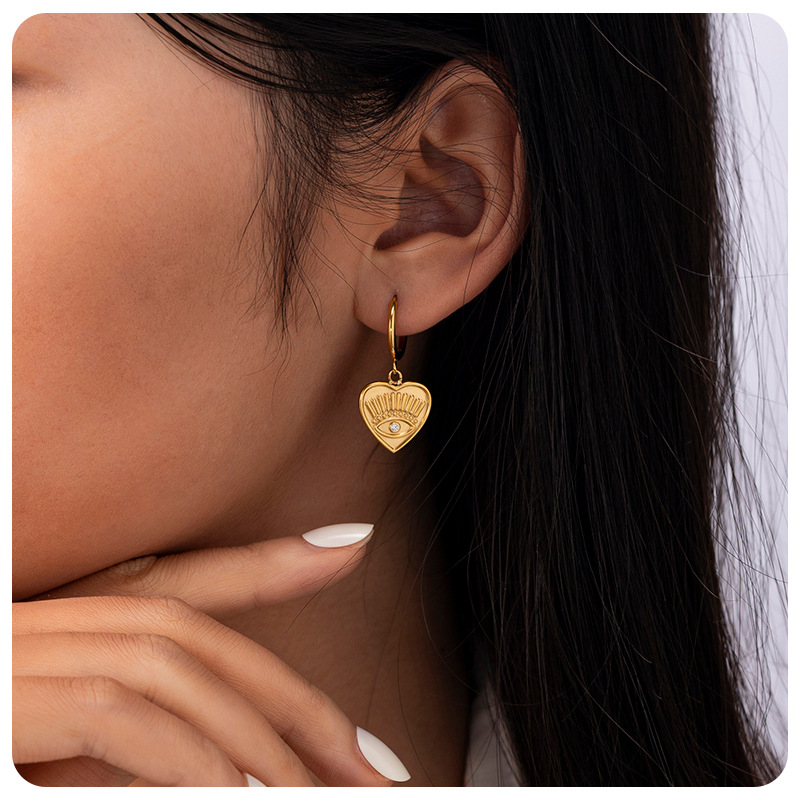 Tiana amor orejas de zircon colgante de acero de titanio orejas de acero inoxidable joyas DIY amor explosión