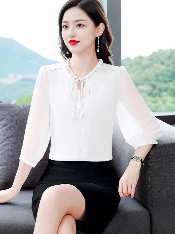 Counter Mulberry Silk Shirt for Women 2025 New Fashion Elegant Elegant Middle-Aged Mother Versatile Slimming Look Lace Shirt