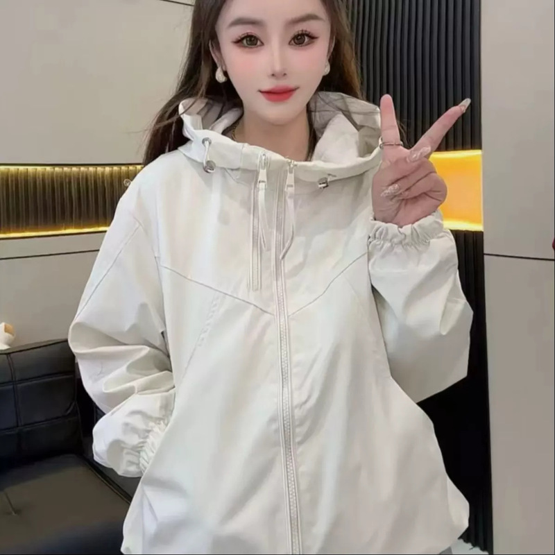 2025新款春季冲锋衣连帽外套女甜美韩版高级感洋气小个子上衣|undefined