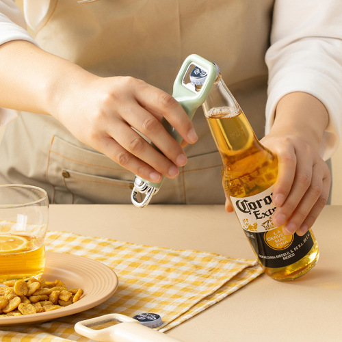 Creative beer opener, bottle opener, household bottle opener, bottle opener, bottle opener, magnetic refrigerator magnet