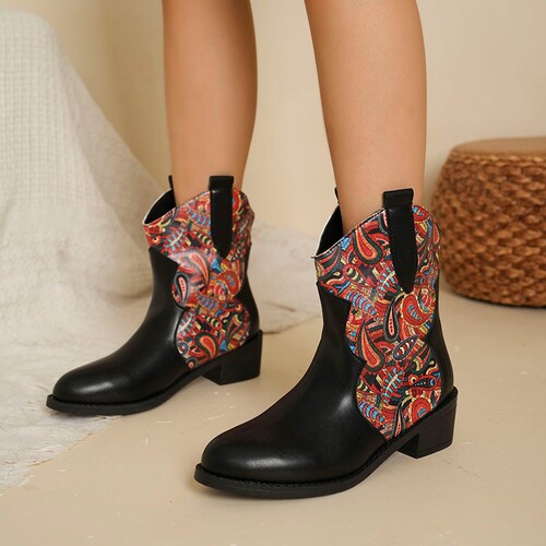 24 Autumn/Winter European and American Style Rough Heel Lady's High-Cut Boots with Round Toe Color Block Fashion Boots with Medium Heel PU Slip-On Boots