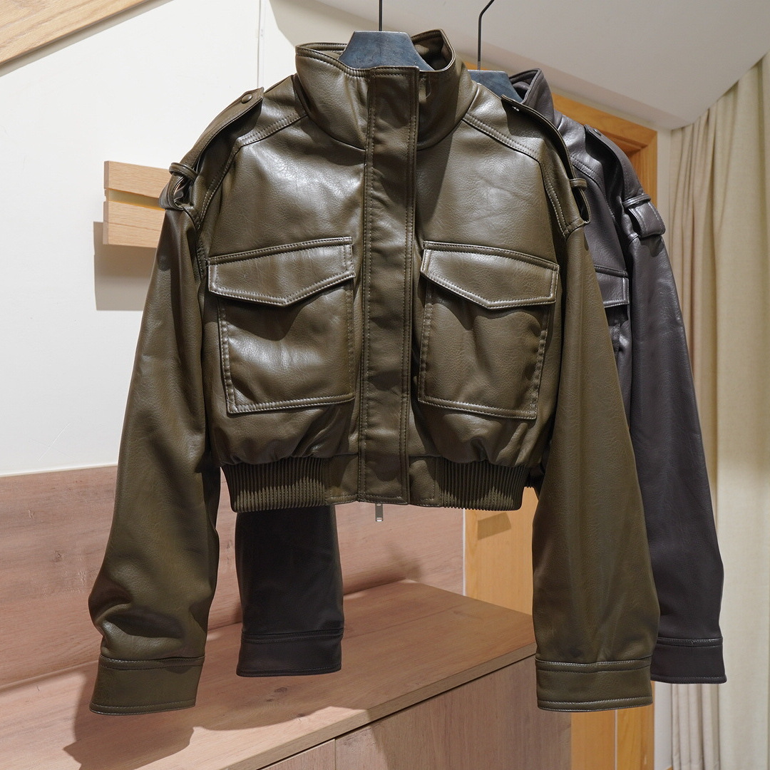 Original European and American Clothing Wholesale Short Stand Collar Retro Imitation Leather Jacket Pu Leather Jacket Large Flap Pocket Pants Jacket 4749/701