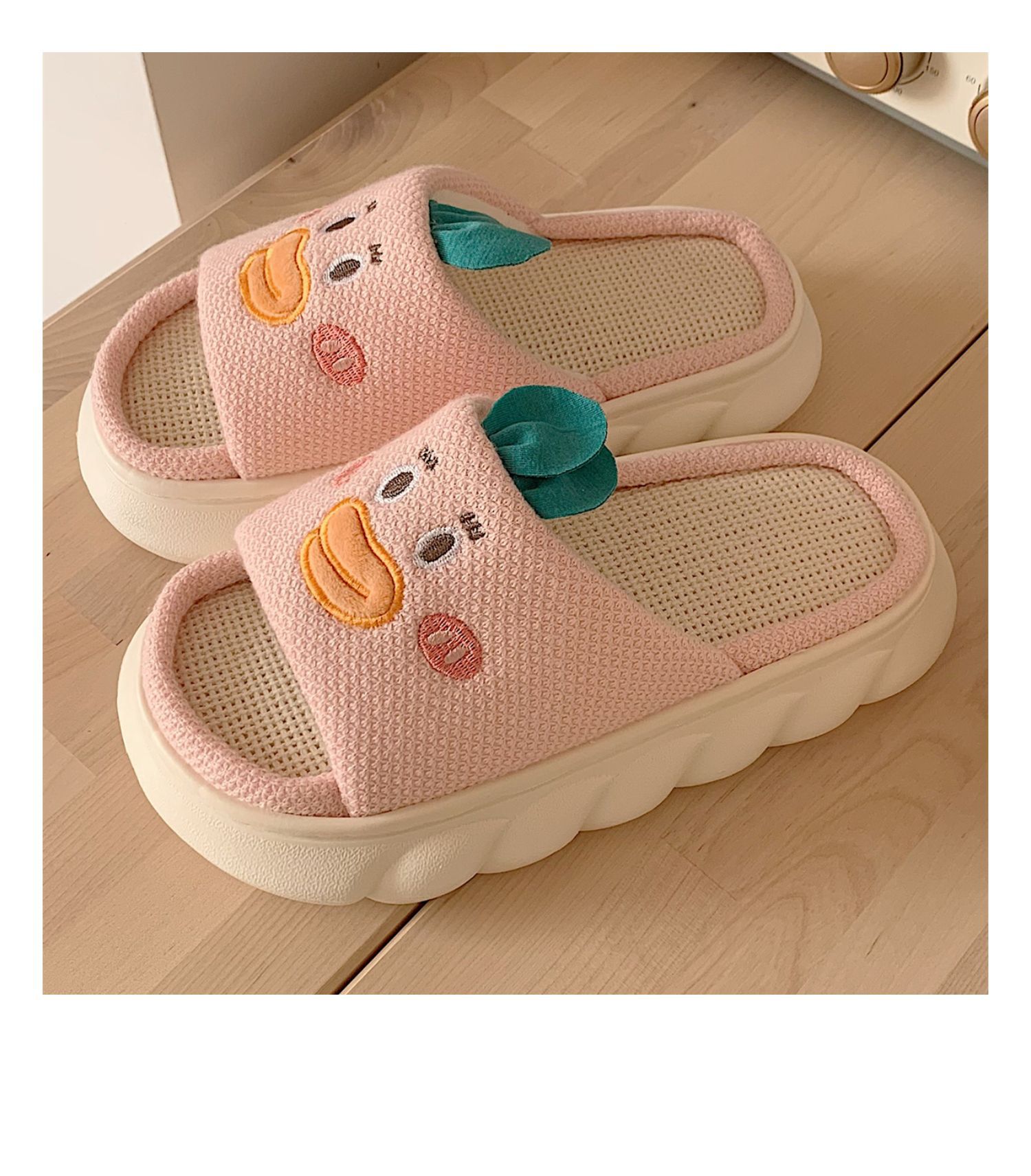 Scarpe da interni in schiuma da camera da letto autunno inverno in velluto peluche a punta chiusa da donna_voghion.com