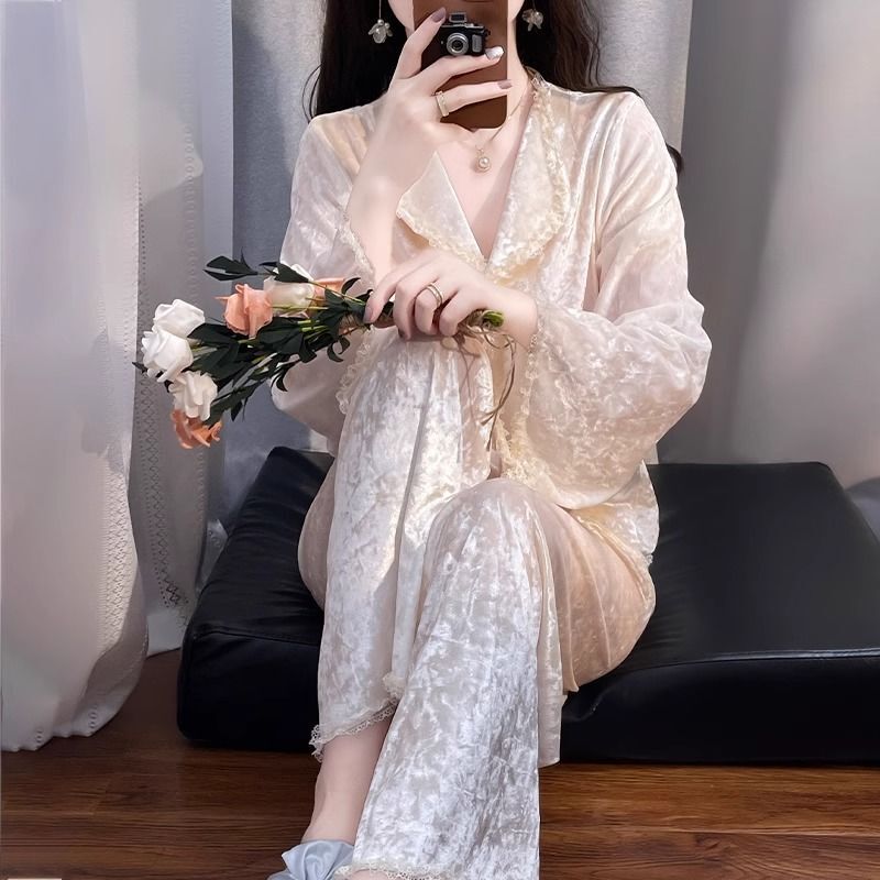 Spring New Style Gold Velvet Cardigan Long Sleeves Can Be Worn Outside Fashionable Home Clothes Suit Warm Pajamas for Women Spring New Style Gold Velvet Cardigan Long Sleeves Can Be Worn Outside Fashionable Home Clothes Suit Warm Pajamas for Women