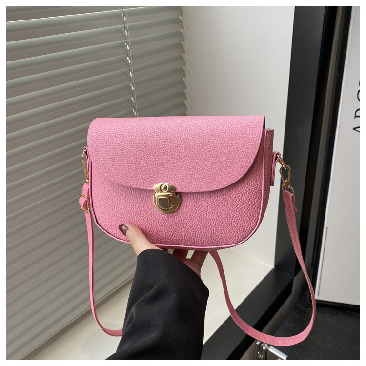 276g Weight Sewing Thread Fashion Element Lock clasp Closure Type Single Shoulder Strap Strap Type Casual Occasion Pu Leather Material Solid Color Pattern All Seasons Season Women's Gender Classic Style Style Square Shape Women's Pu Leather Solid Color Classic Style Sewing Thread Square Lock Clasp 12