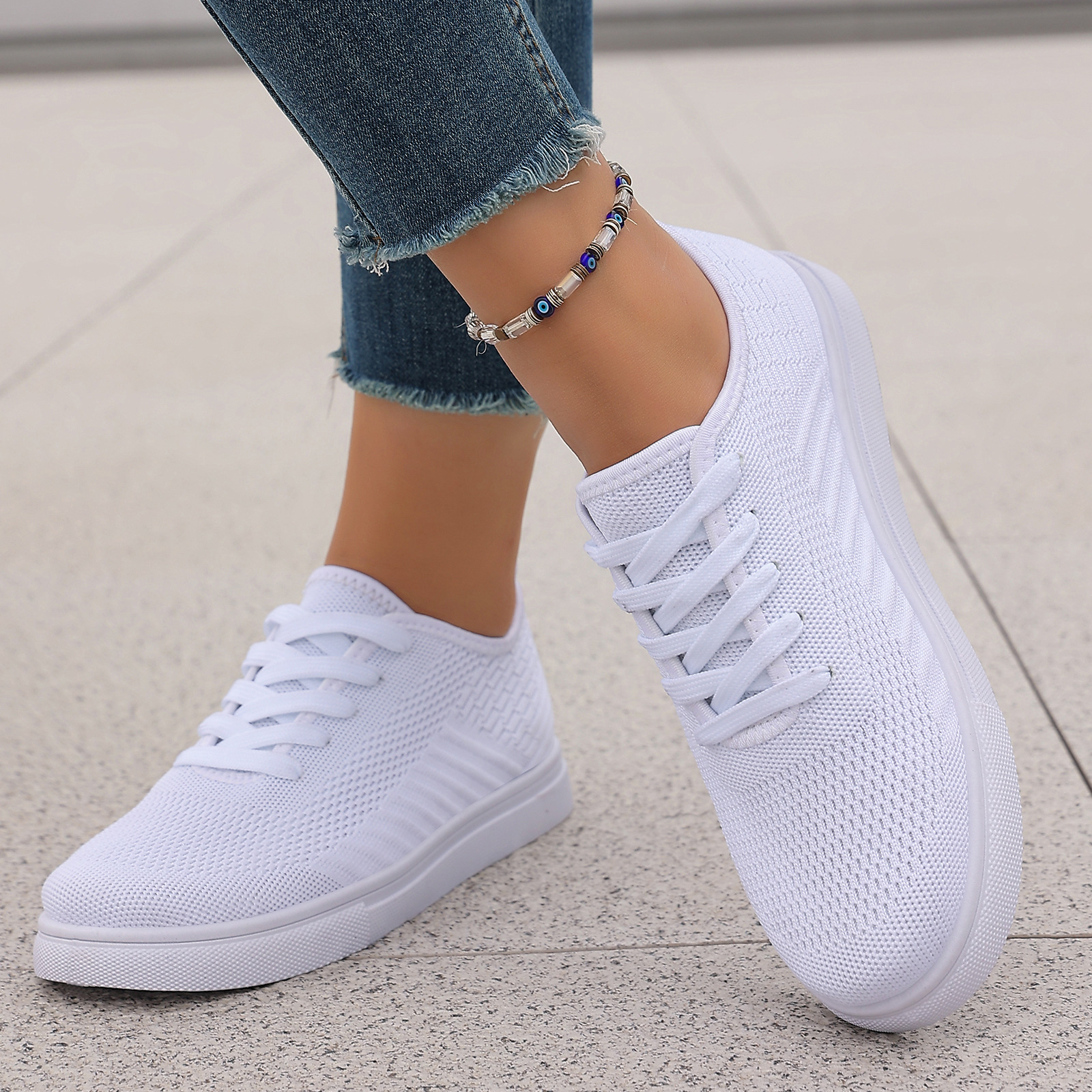 Zapatos de mujer zapatos casuales transfronterizos europeos zapatos blancos de tejido suave zapatos de skate ligeros zapatos de suela plana zapatos de mujer grandes