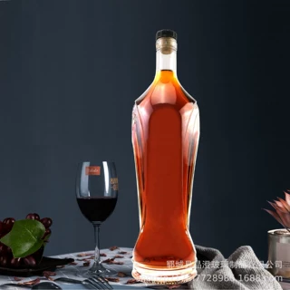 厂家供应创意红酒瓶葡萄酒瓶700ml香槟威士忌洋酒空瓶密封储酒瓶