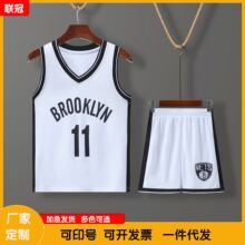 �Tʿ���Ђb�@�W����knight�@������b������ʿ����25ِ������