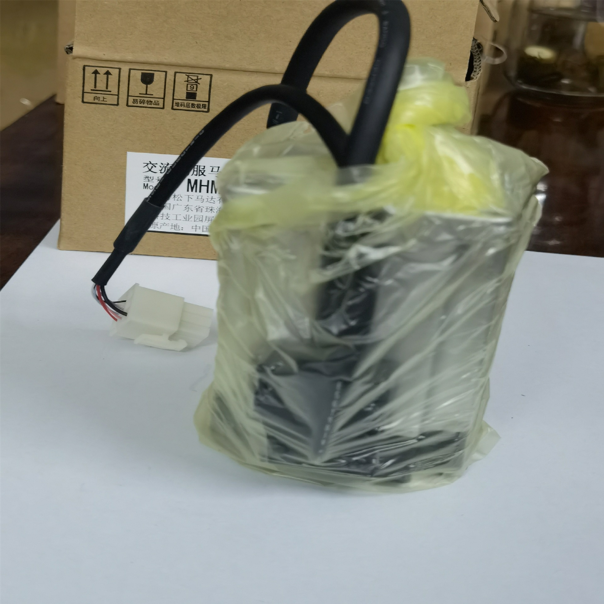 松下高速伺服电机MHMD042P1UMBDDT2210