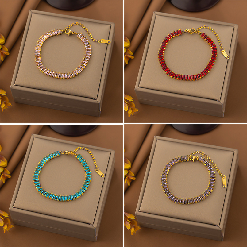 small design bracelet with zircon